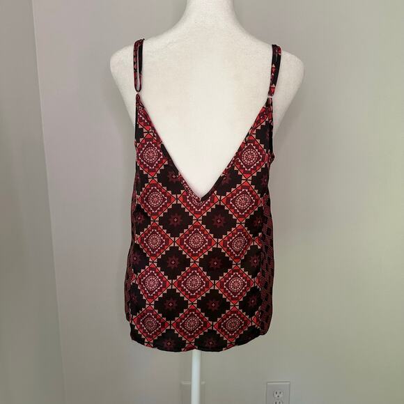 Sam Edelman black, red & pink tribal print v-neck tank top size M - Picture 4 of 10